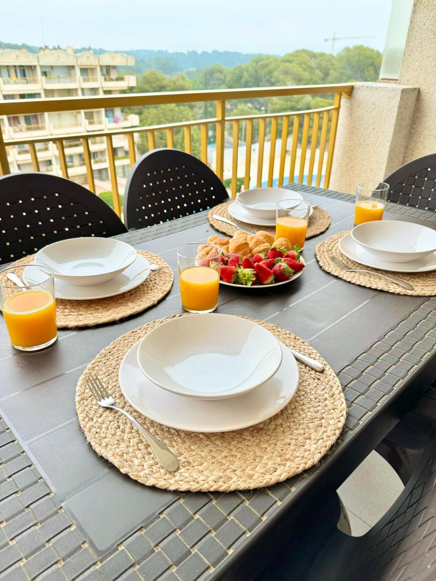 Apartamento Completo Junto A La Playa ซาลอว์ ภายนอก รูปภาพ